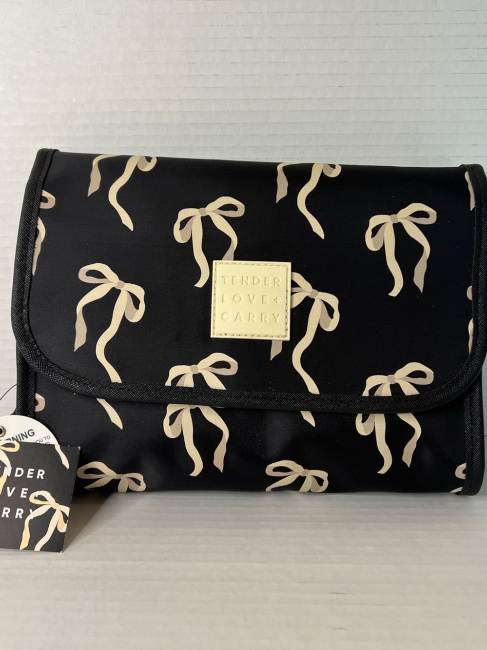 Tender Love & Carry Black White Bow Print Travel Hang Organizer New